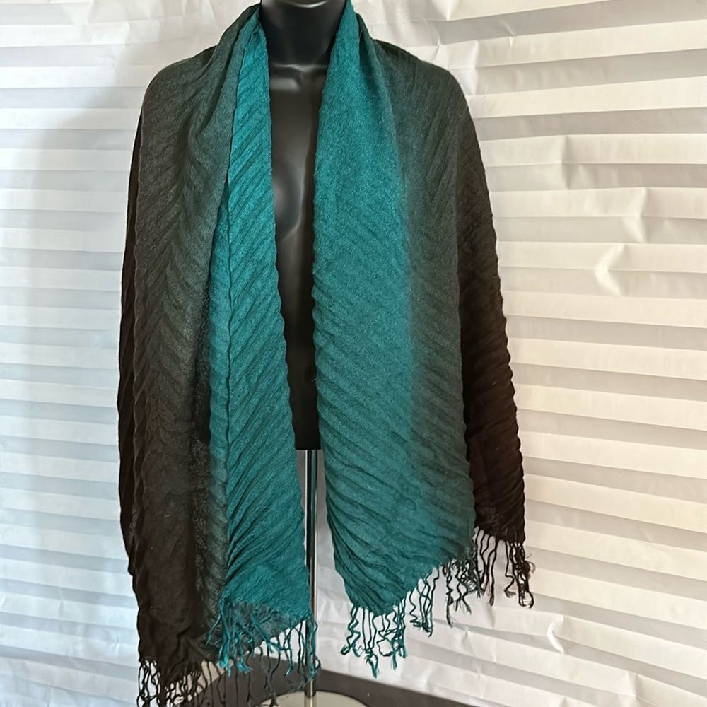 Women’s Pleated Variegated Pashmina Scarf Wrap Black Blue Green Lightweight